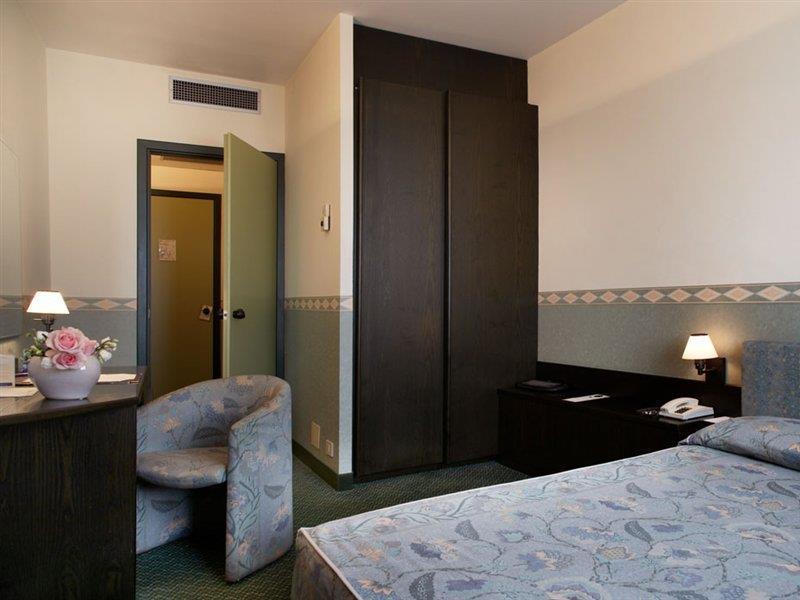 Pacific Hotel Airport Borgaro Torinese Exterior photo